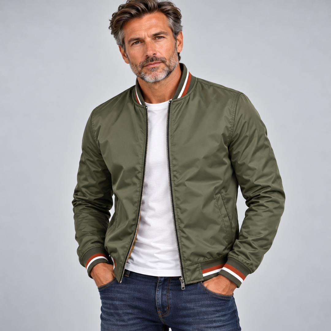 Sportliche Übergangsjacke mit Kontrastdetails